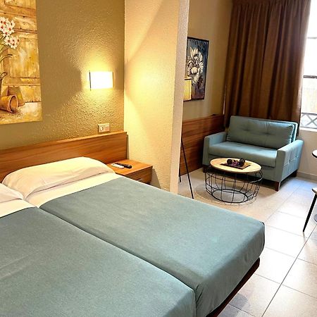 ברצלונה Hotel Aneto מראה חיצוני תמונה