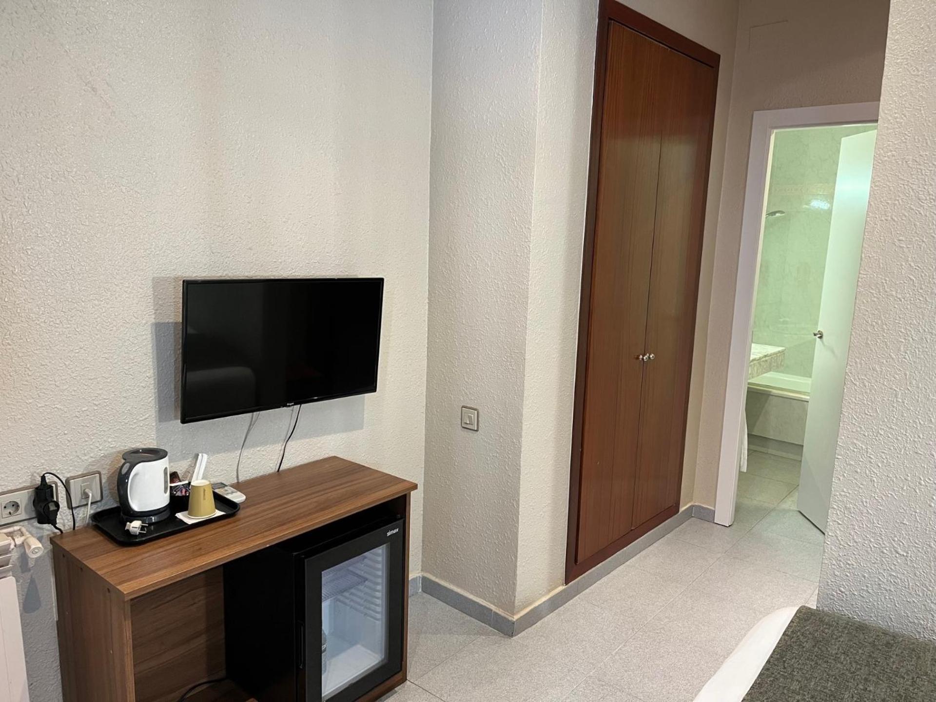 ברצלונה Hotel Aneto מראה חיצוני תמונה