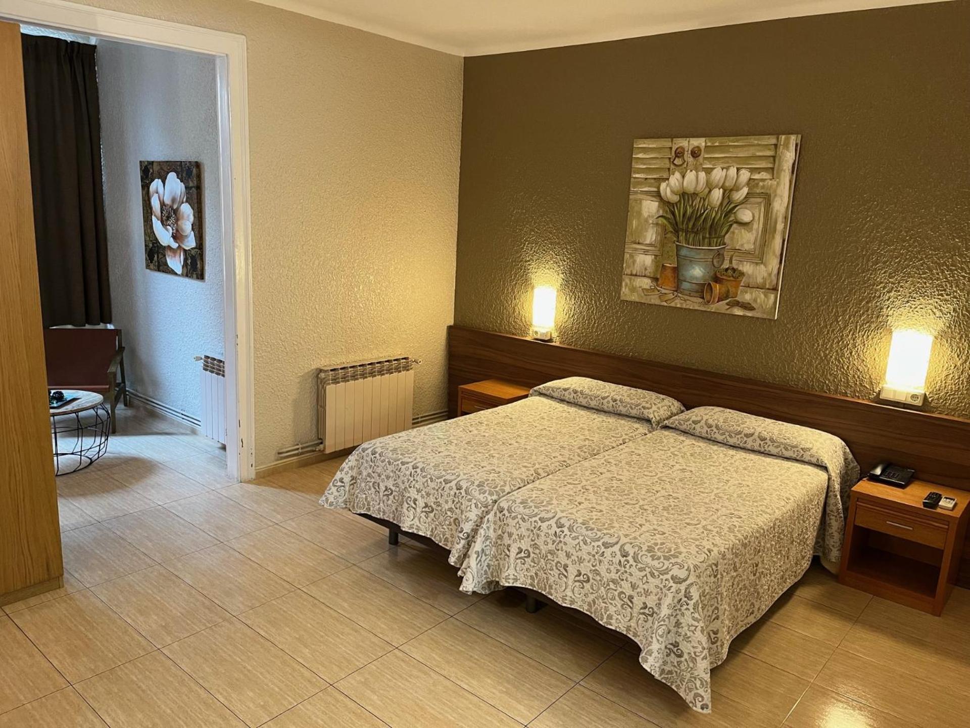 ברצלונה Hotel Aneto מראה חיצוני תמונה
