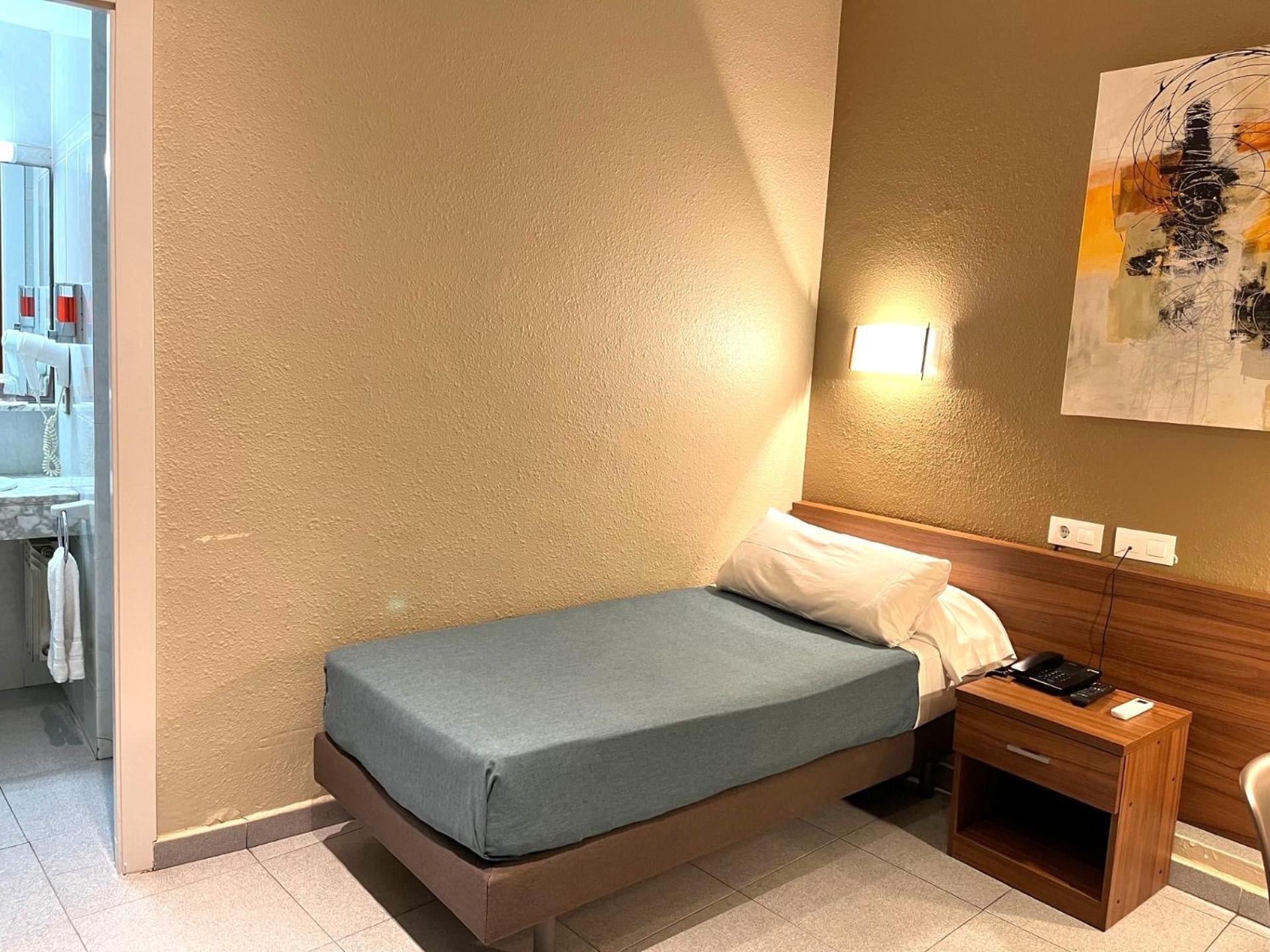 ברצלונה Hotel Aneto מראה חיצוני תמונה