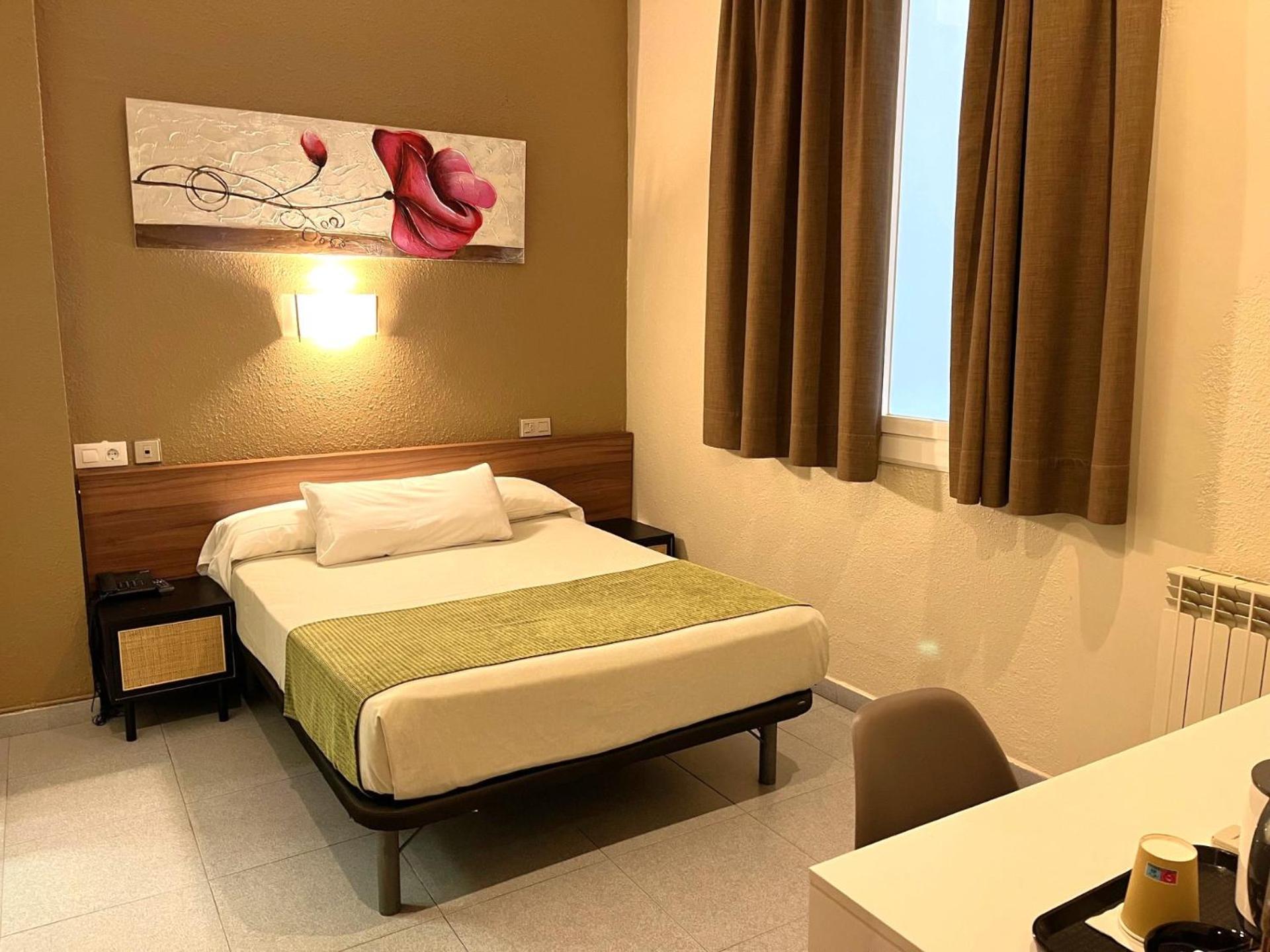 ברצלונה Hotel Aneto מראה חיצוני תמונה