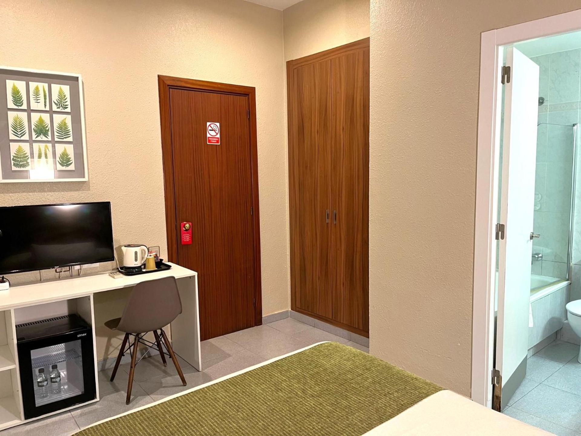 ברצלונה Hotel Aneto מראה חיצוני תמונה