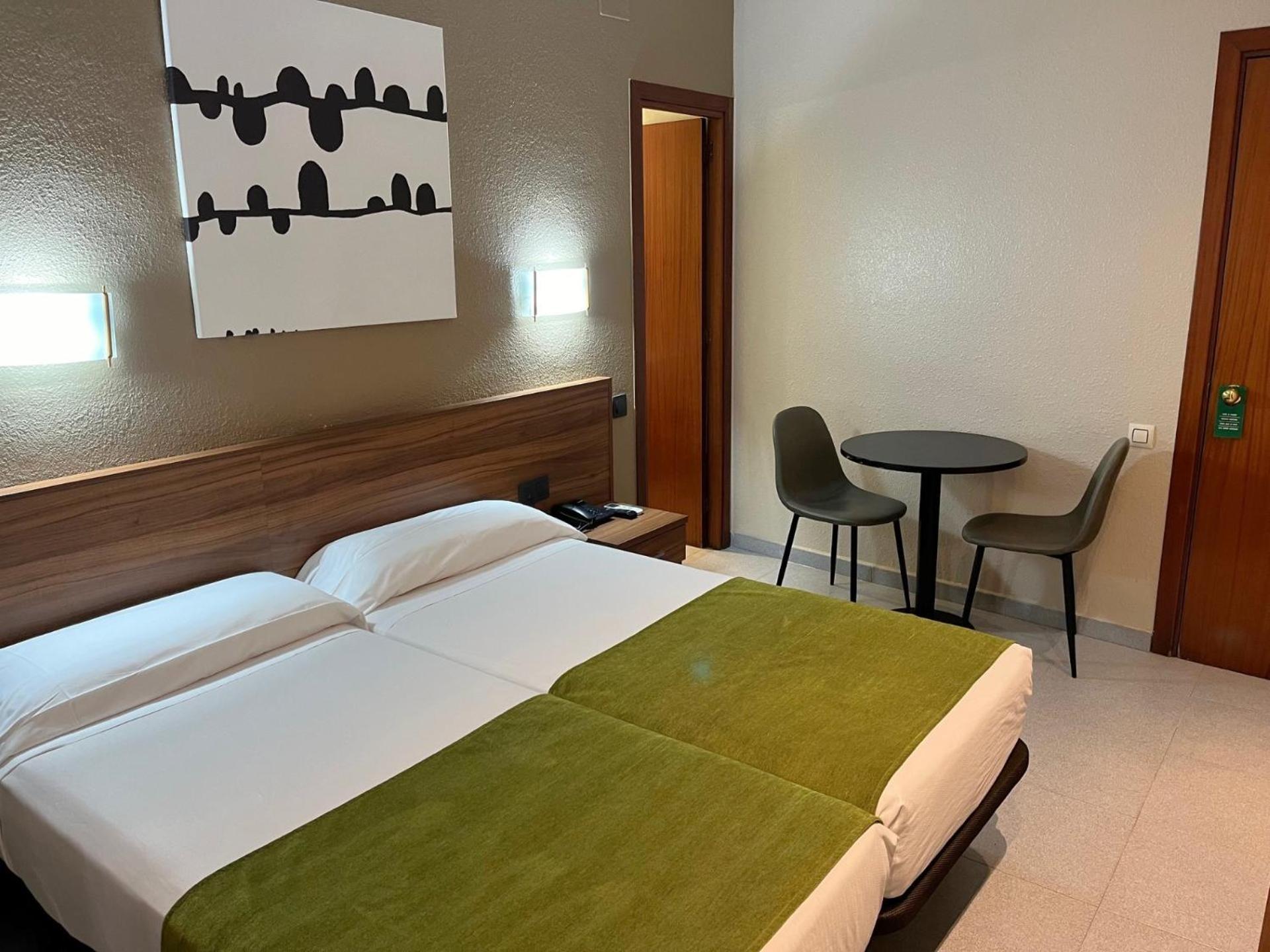 ברצלונה Hotel Aneto מראה חיצוני תמונה