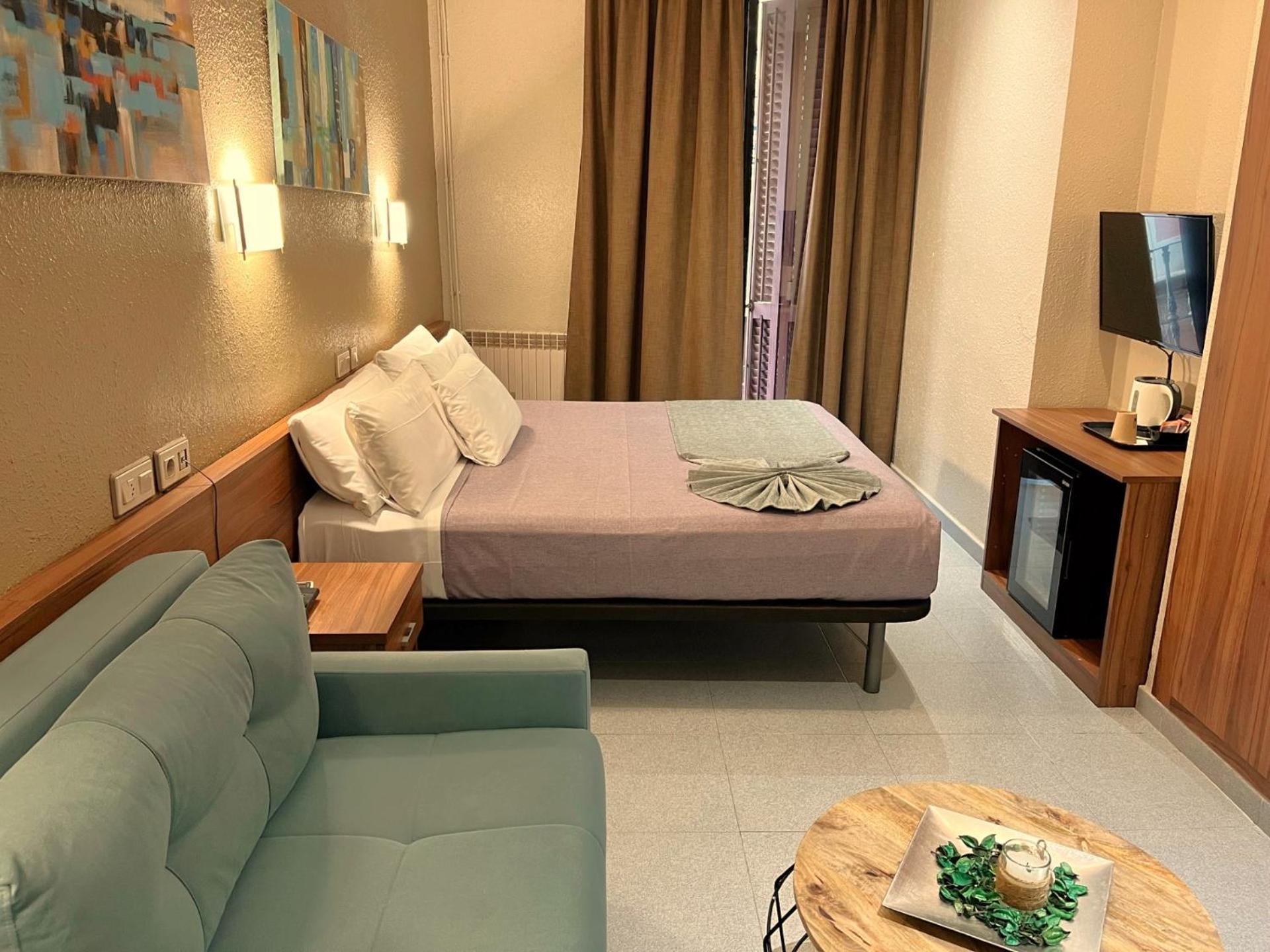 ברצלונה Hotel Aneto מראה חיצוני תמונה